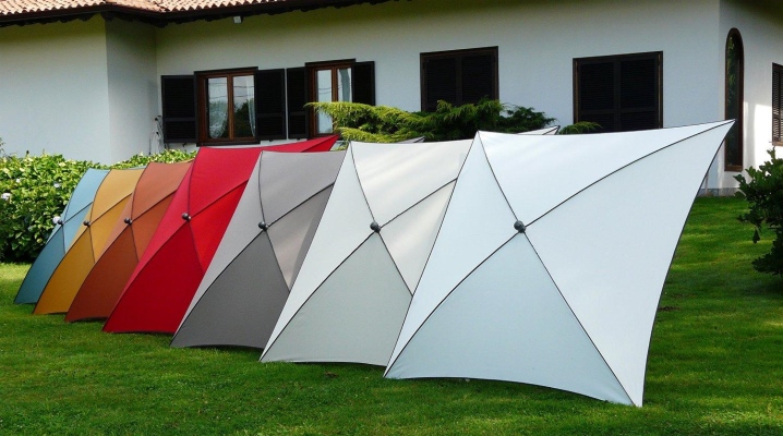 Square umbrella