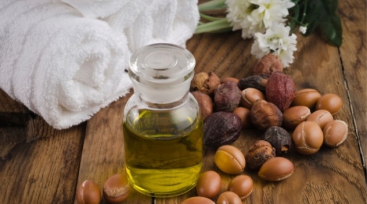 Minyak Argan untuk rambut dari jenama terkenal