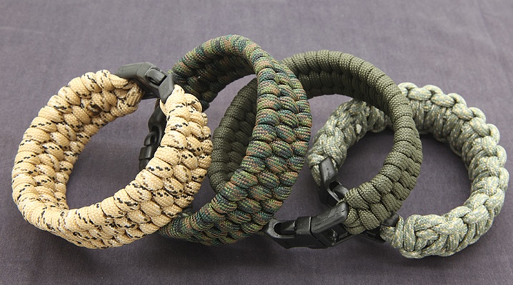 Pulsera de paracord