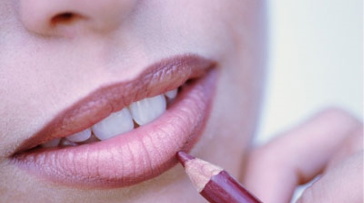 Lip pencil