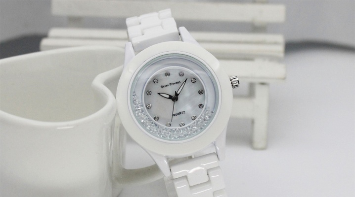 Wrist ceramic watch