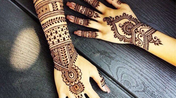 Henna Drawings on Hand