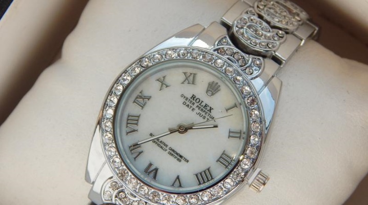 Reloj de pulsera de plata