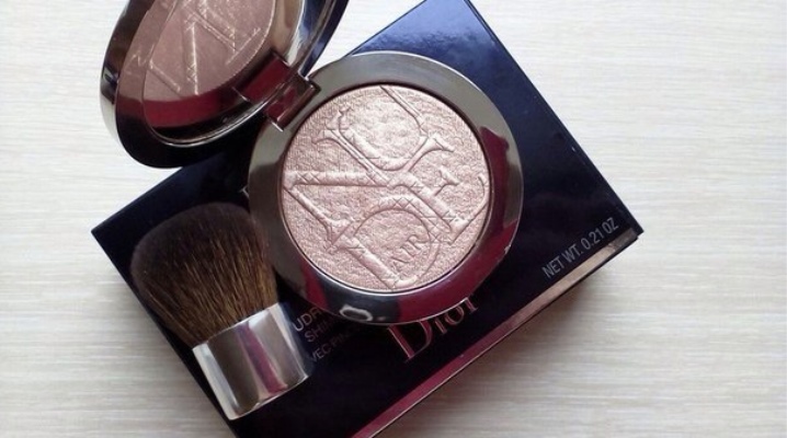 Dior highlighter