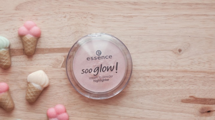 Essence Highlighter