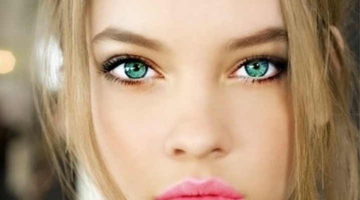 Makeup for blondes with green eyes