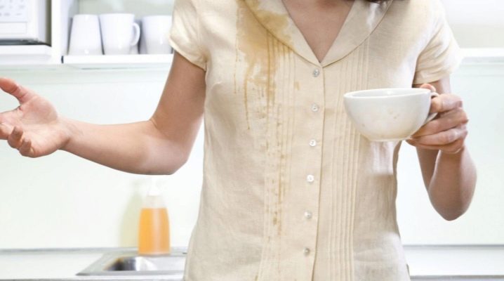 How to wash coffee with white and colored clothes?