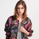 Chaqueta bomber y tendencias de moda.