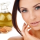 Almond oil from wrinkles around the eyes