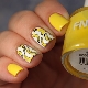 Manicure com bananas