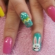 Manicure com um coelho